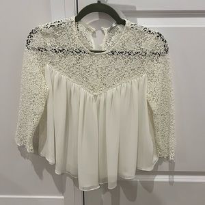 Zara traufalic blouse size S